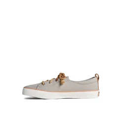 Crest Vibe Sneaker