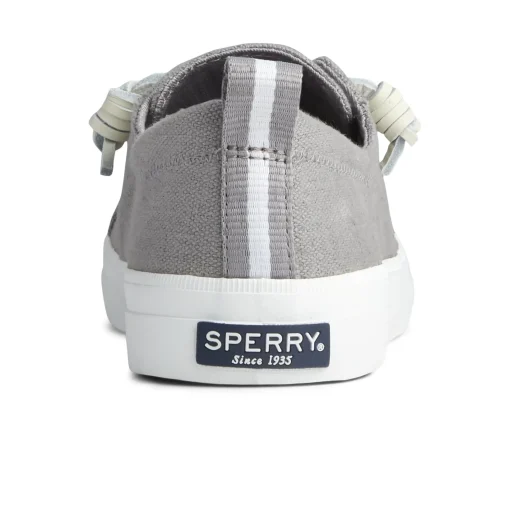 Crest Vibe Sneaker